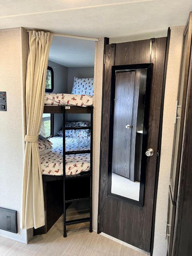 Hotel Lake Front Rv Experience Close To Port Canaveral And Kennedy Space Center Titusville Esterno foto